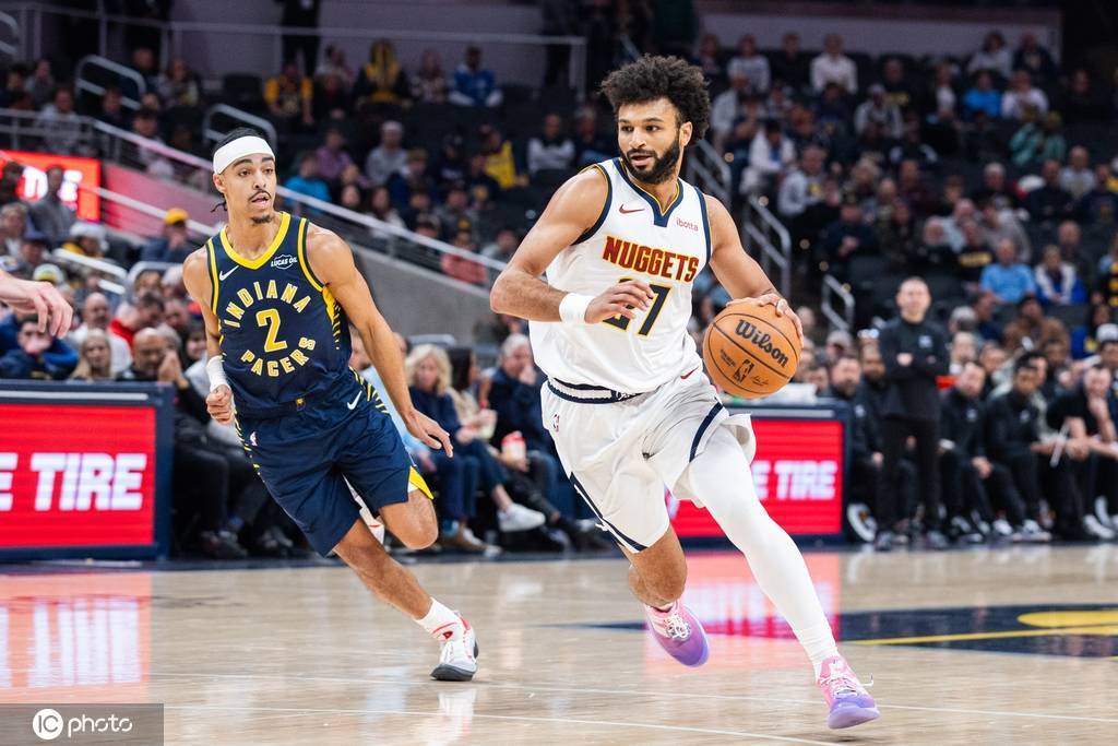 默里狂砍52分约基奇24+8+13 掘金轻取步行者